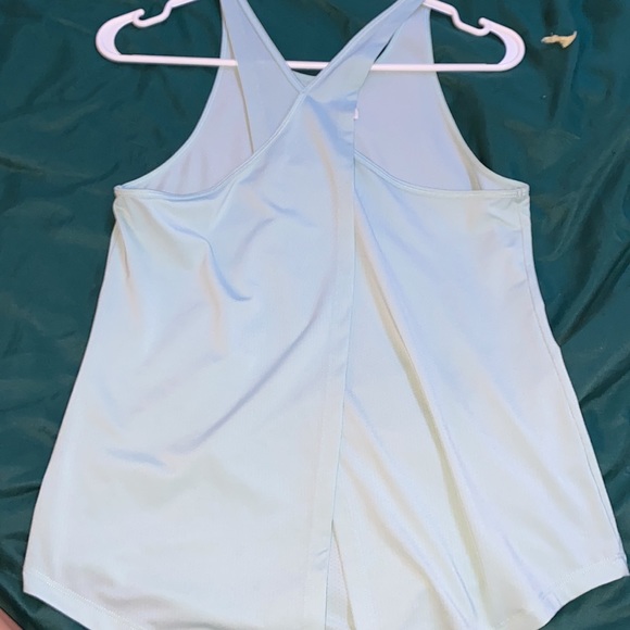 light blue back crossover workout tank top - Picture 2 of 2
